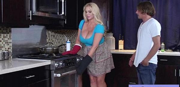  Hardcore Sex Action With Big Tits Mommy (karen fisher) mov-11